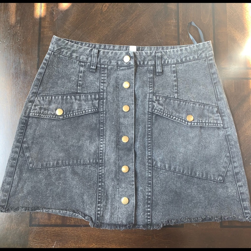 Black Button Boutique Skirt